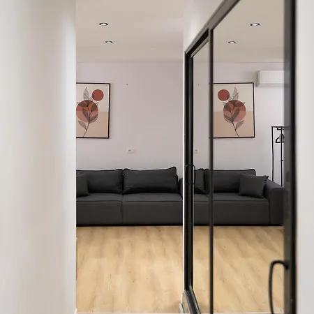 Apartment Golden Corner 1 - Sweet Escape *