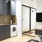 Golden Corner 1 - Sweet Escape *